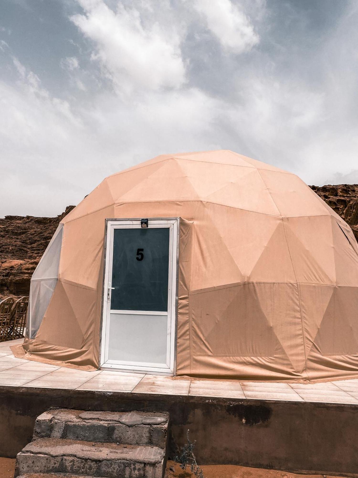 Rum Magic Luxury Camp Wadi Rum Buitenkant foto