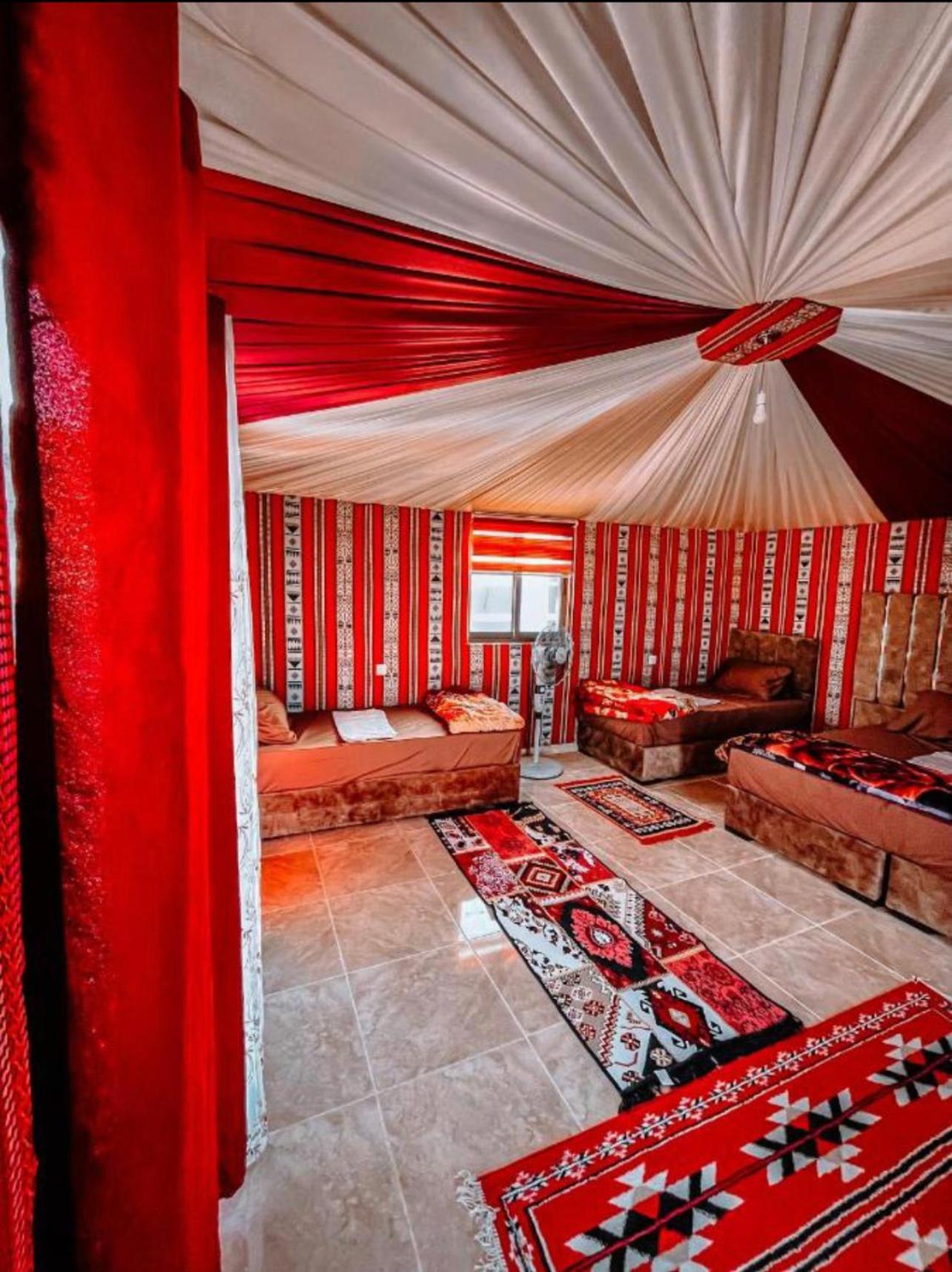 Rum Magic Luxury Camp Wadi Rum Buitenkant foto